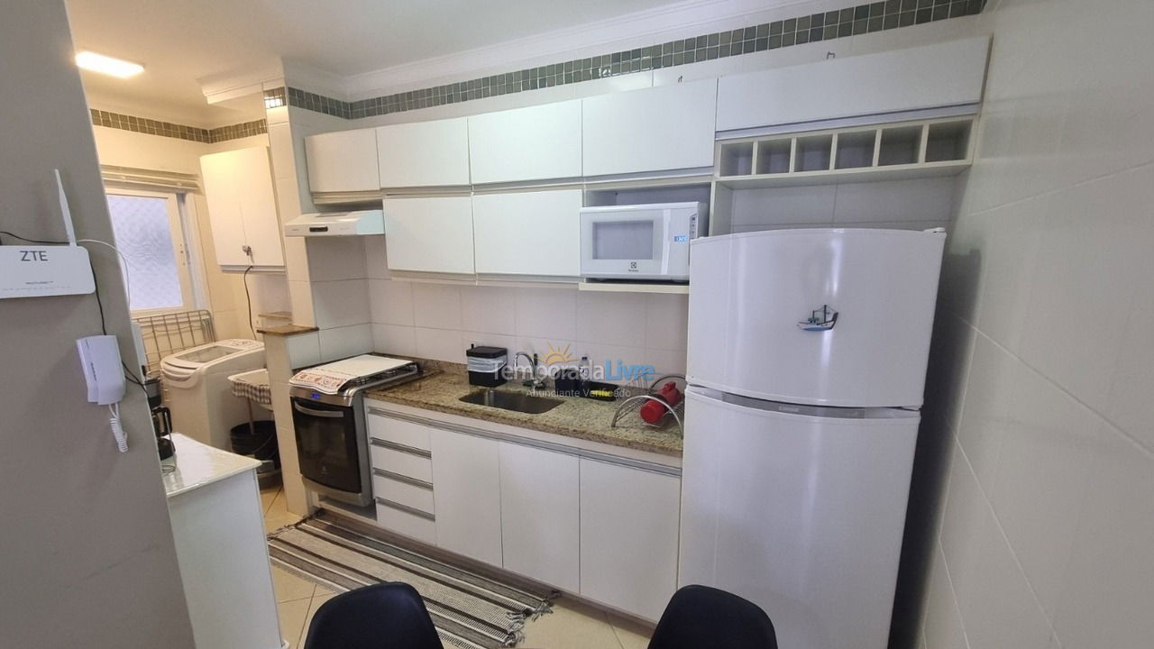 Apartamento para aluguel de temporada em Ubatuba (Praia Grande)