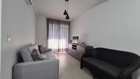 JURERÊ, 2 SUITES, A 300 METROS DE LA PLAYA