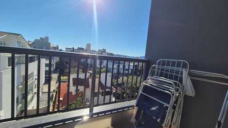 JURERÊ, 2 SUITES, A 300 METROS DE LA PLAYA