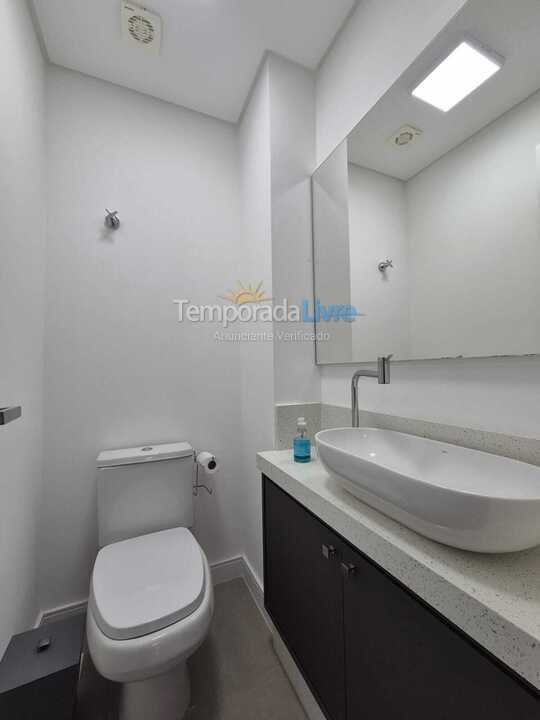 Apartamento para alquiler de vacaciones em Florianópolis (Jurere Tradicional)