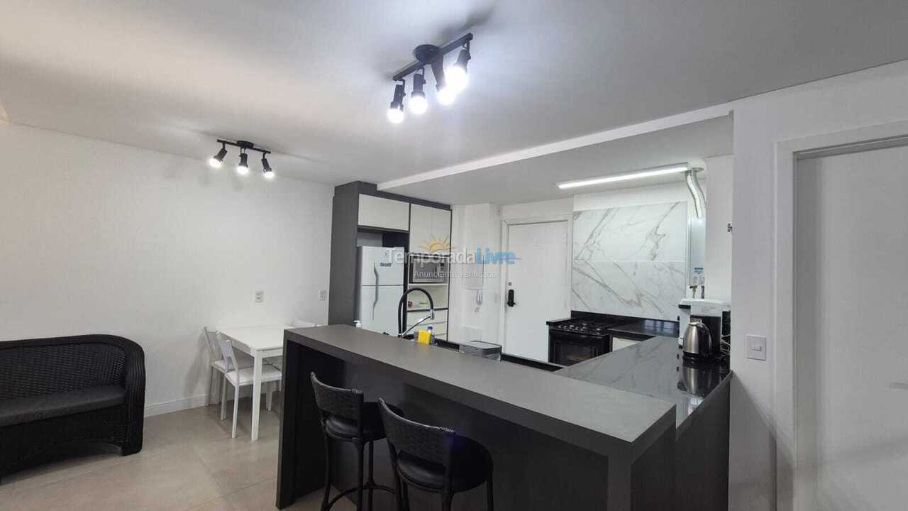 Apartamento para alquiler de vacaciones em Florianópolis (Jurere Tradicional)
