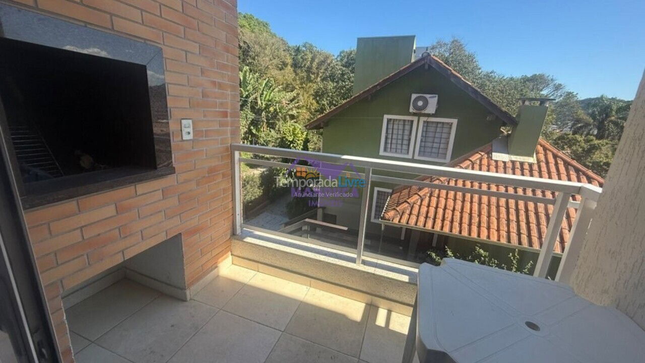Apartment for vacation rental in Bombinhas (Praia de Bombinhas)