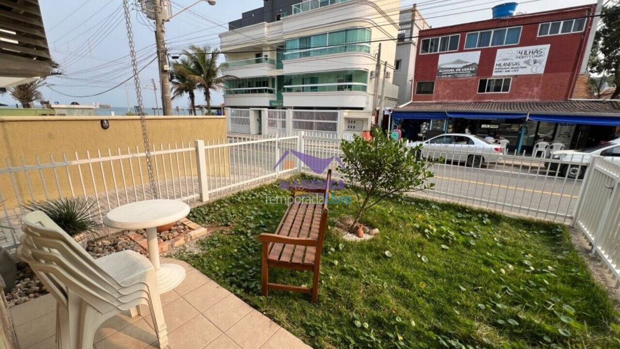 Apartamento para aluguel de temporada em Bombinhas (Praia de Quatro Ilhas)