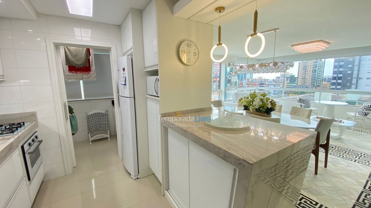 Apartamento para aluguel de temporada em Capão da Canoa (Centro)