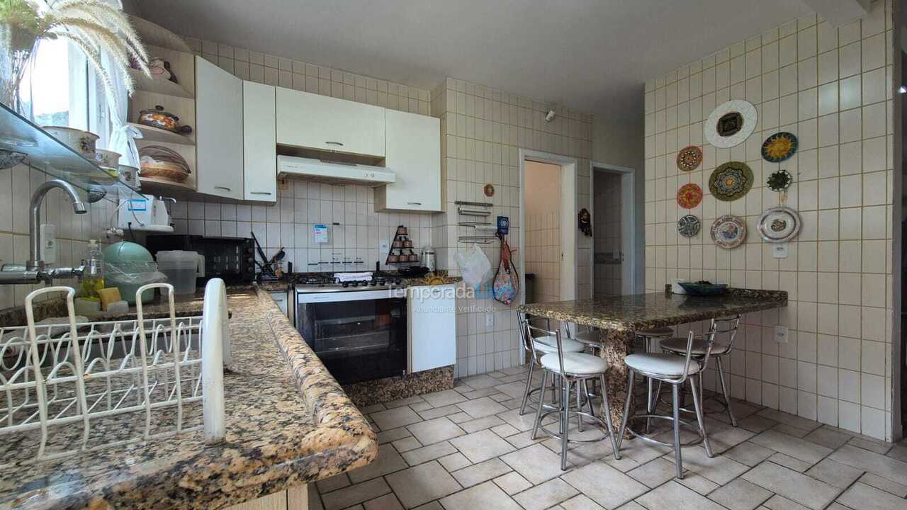 Casa para aluguel de temporada em Florianópolis (Jurere Tradicional)