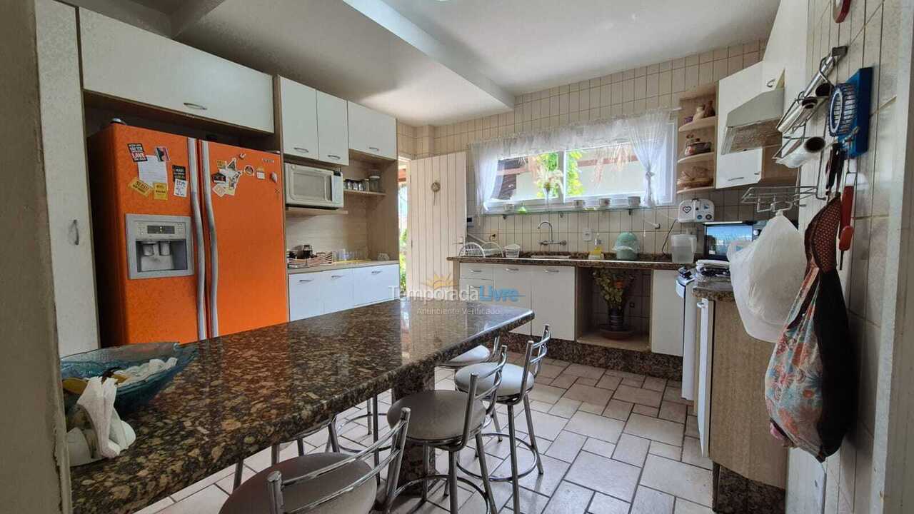 Casa para aluguel de temporada em Florianópolis (Jurere Tradicional)