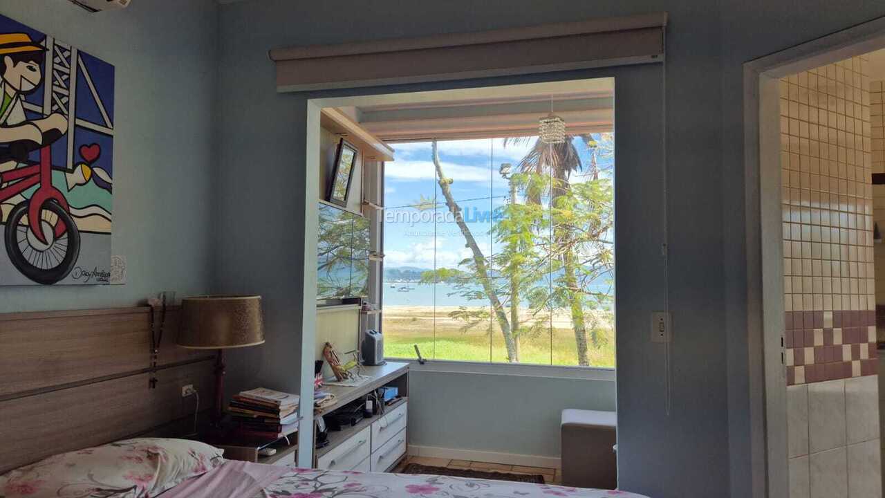 Casa para aluguel de temporada em Florianópolis (Jurere Tradicional)