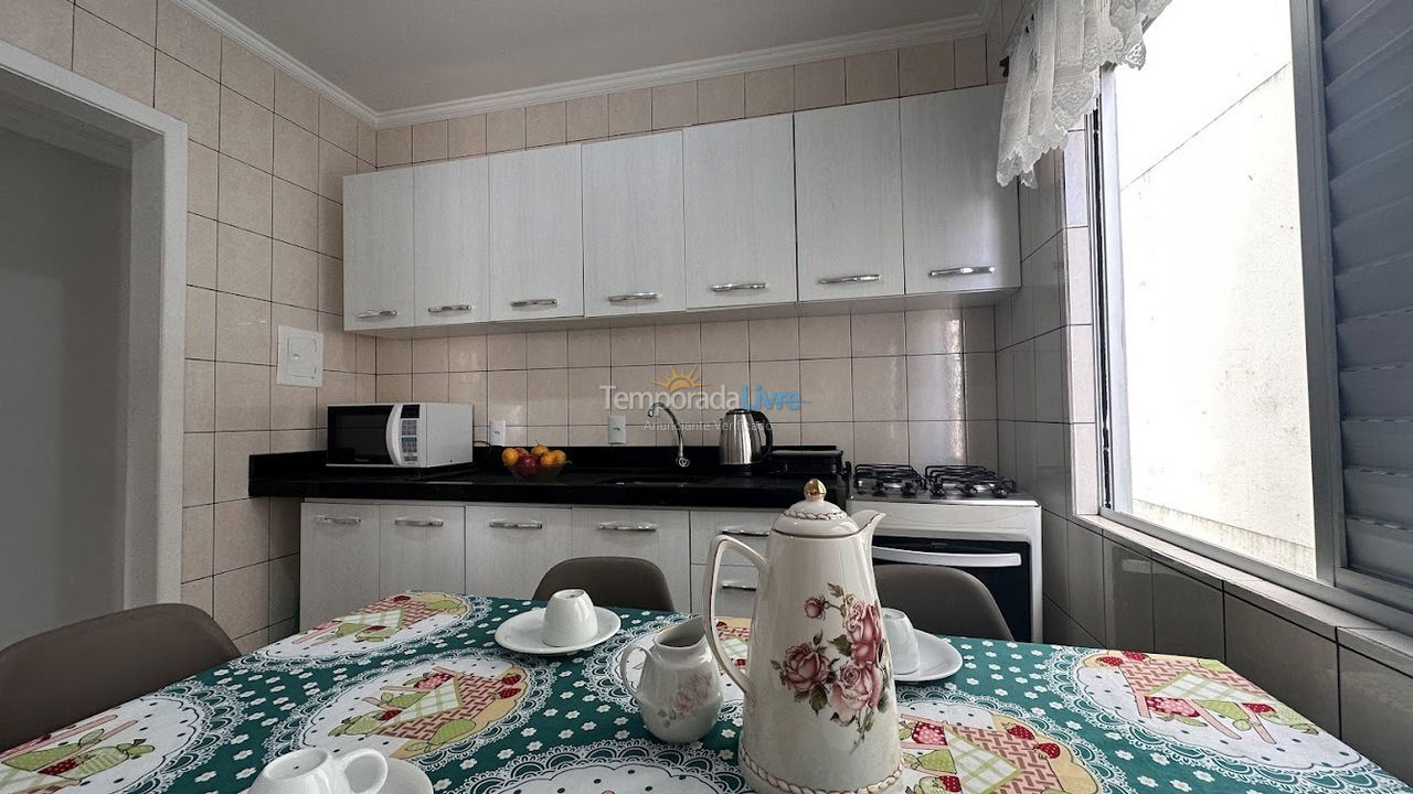 Apartamento para aluguel de temporada em Balneário Camboriú (Praia Central)