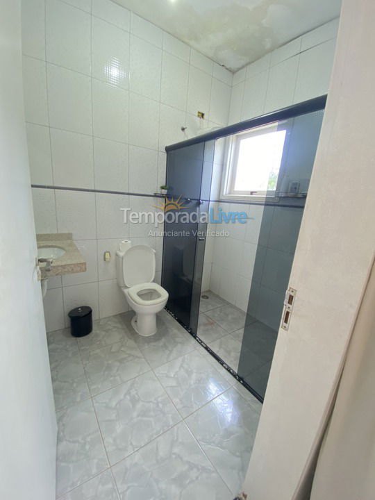 Casa para aluguel de temporada em Bertioga (Praia de Guaratuba)