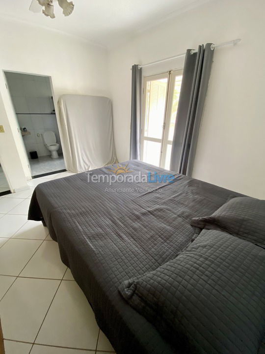 Casa para aluguel de temporada em Bertioga (Praia de Guaratuba)