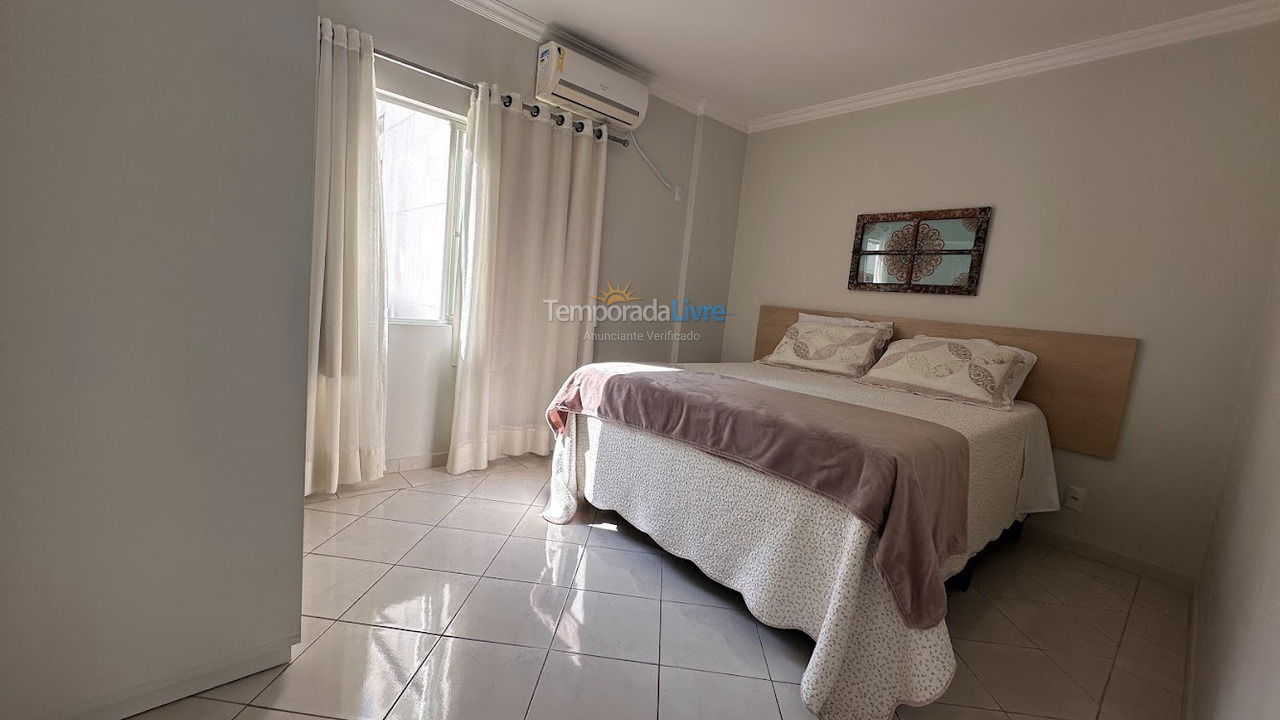 Apartamento para aluguel de temporada em Balneário Camboriú (Praia Central)