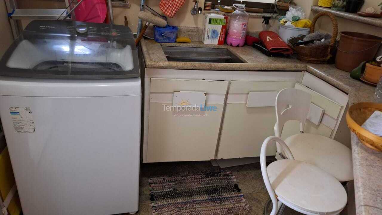 Apartamento para aluguel de temporada em Vila Velha (Praia da Costa)