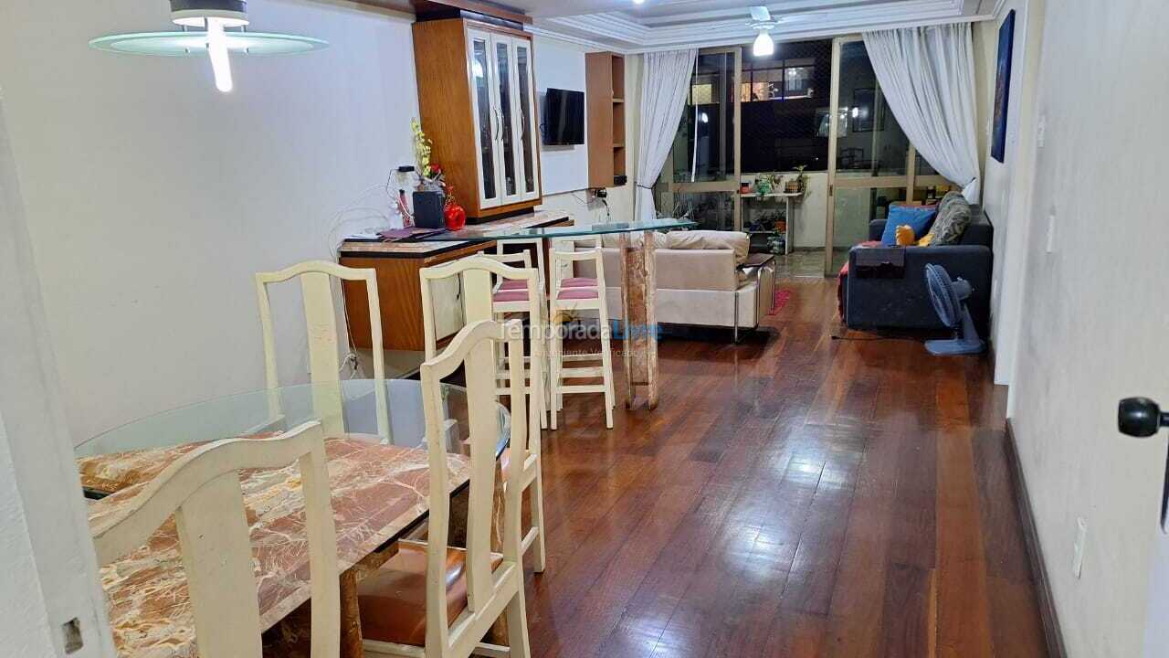 Apartamento para aluguel de temporada em Vila Velha (Praia da Costa)