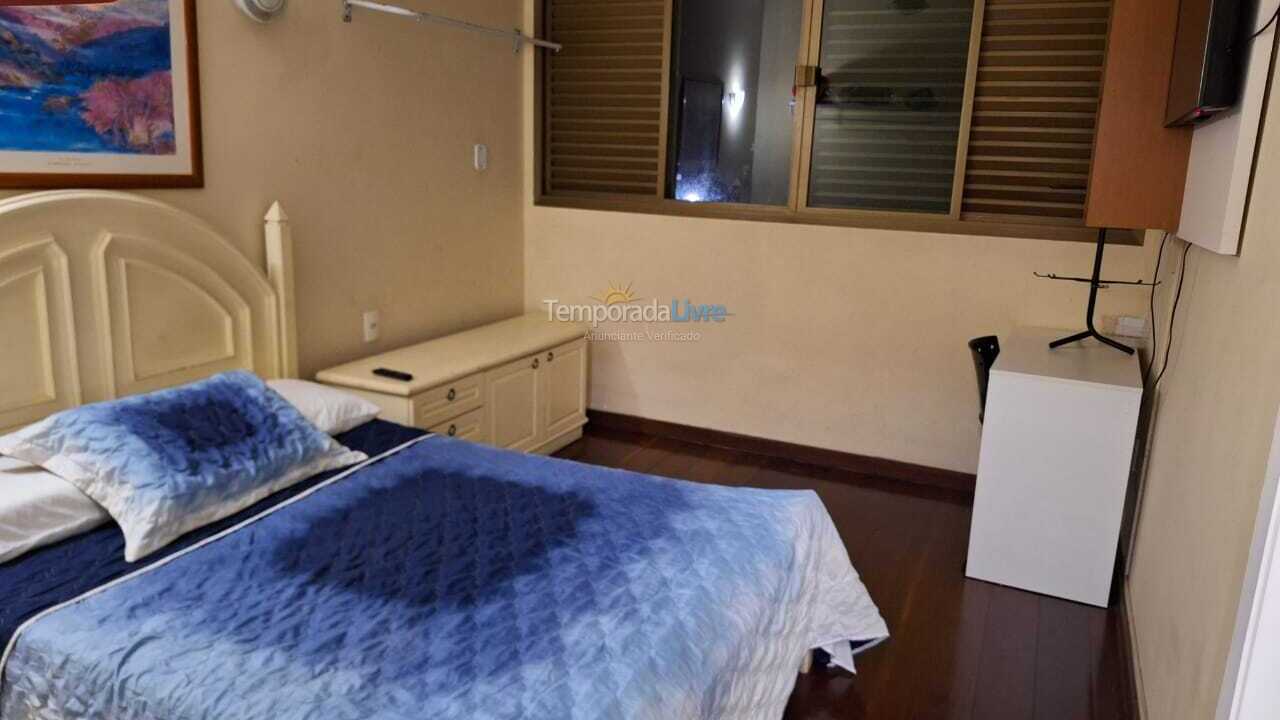 Apartamento para aluguel de temporada em Vila Velha (Praia da Costa)