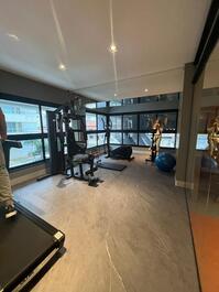 Apartamento com 2 Suítes na Praia de Bombas