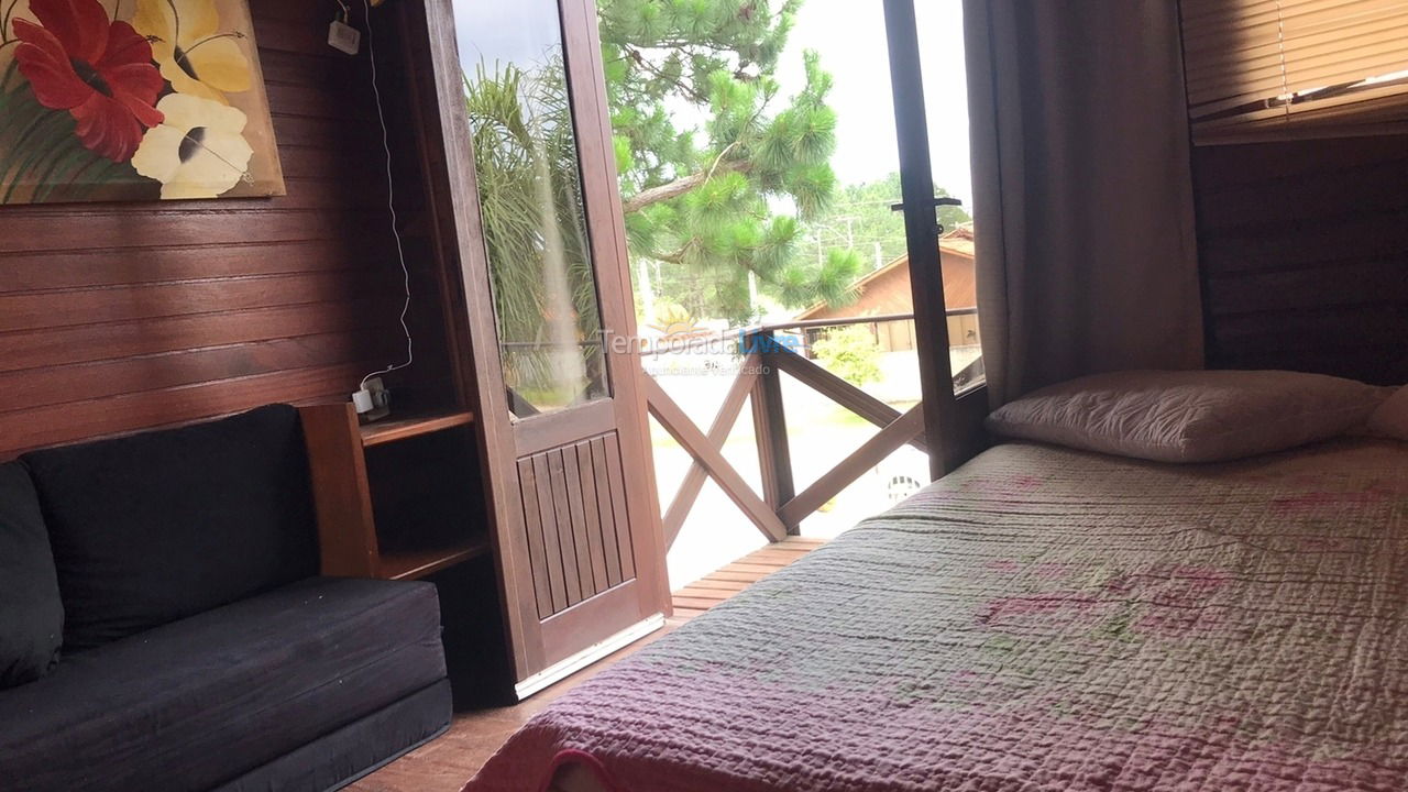 Apartamento para aluguel de temporada em Palhoça (Praia da Pinheira)