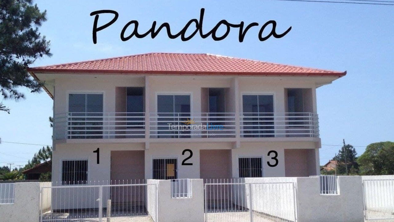 Apartamento para aluguel de temporada em Palhoça (Praia da Pinheira)