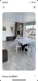 Riviera Apartment