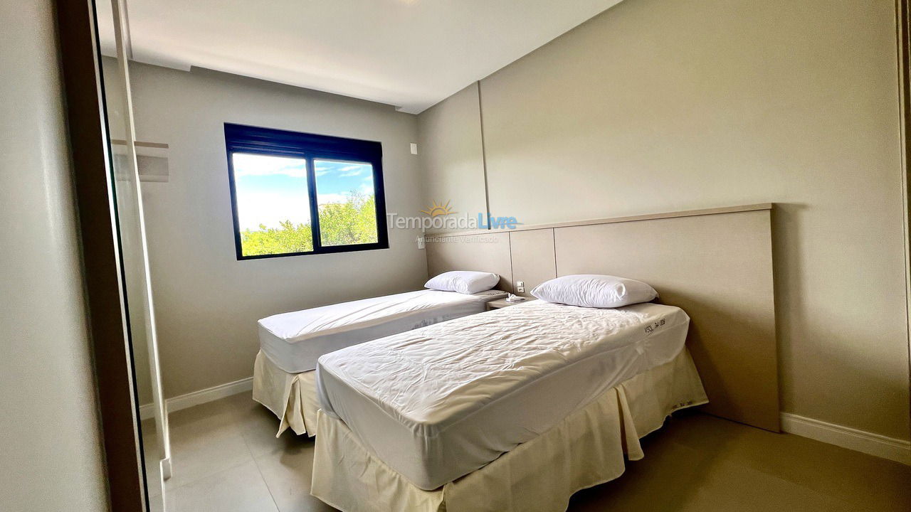 Apartamento para aluguel de temporada em Bombinhas (Canto Grande)