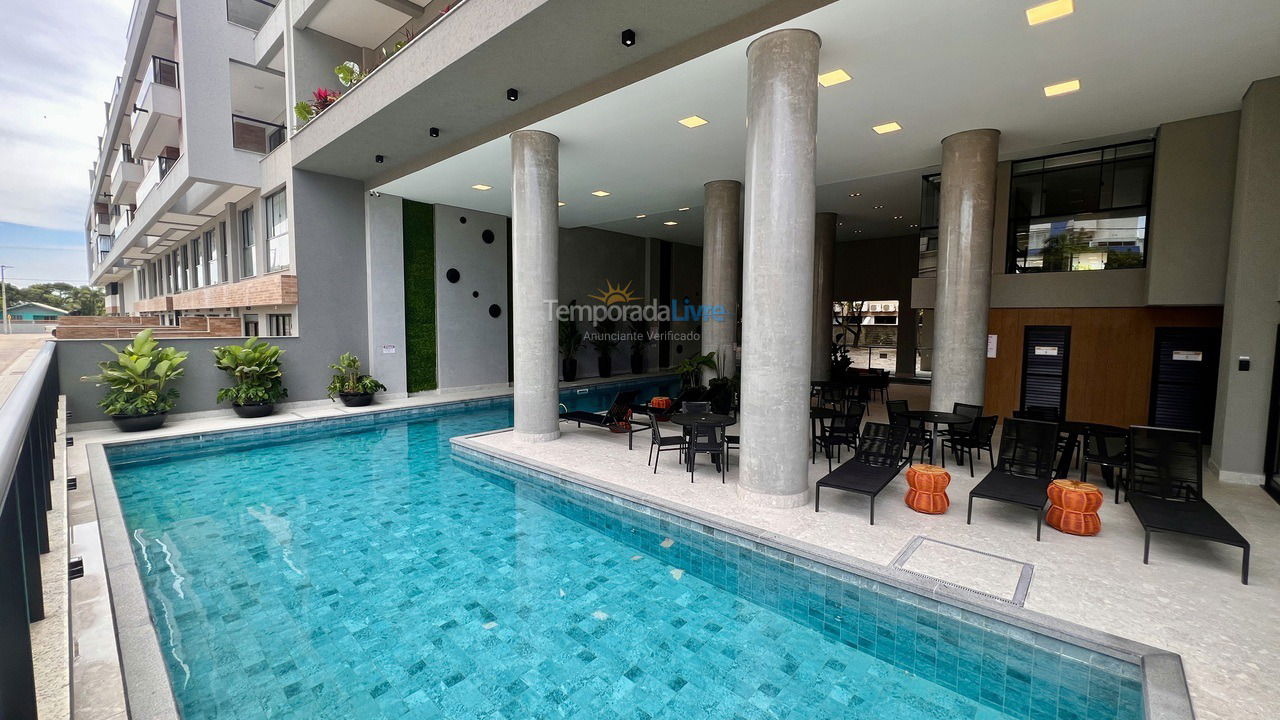 Apartamento para aluguel de temporada em Bombinhas (Canto Grande)