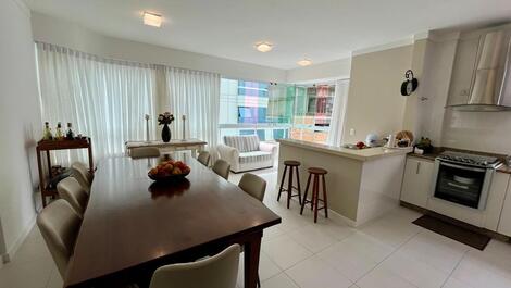Apartamento para alugar em Itapema - Meia Praia