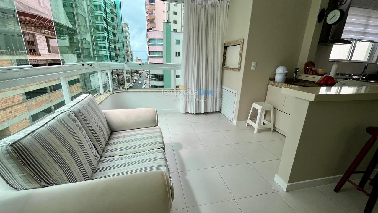 Apartamento para aluguel de temporada em Itapema (Meia Praia)