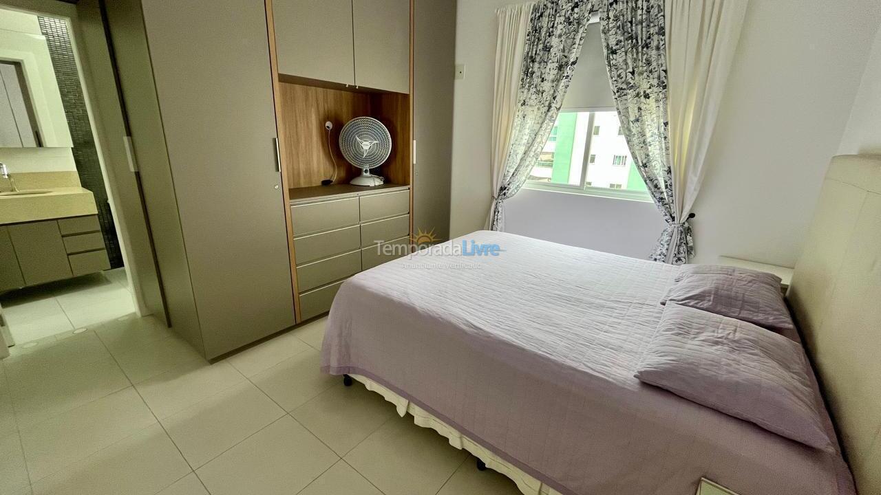 Apartamento para aluguel de temporada em Itapema (Meia Praia)