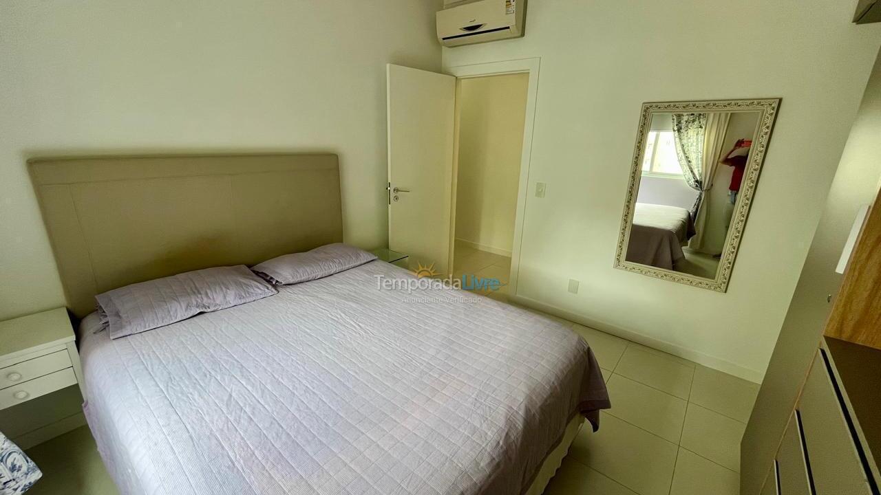 Apartamento para aluguel de temporada em Itapema (Meia Praia)