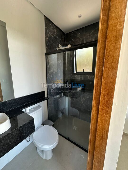 Granja para alquiler de vacaciones em Igaratá (Condominio águas de Igarata)