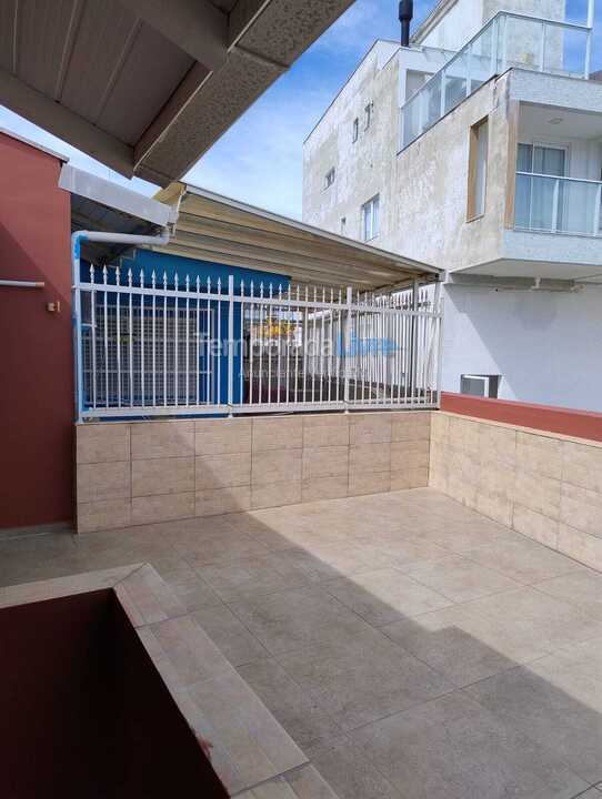 House for vacation rental in Bombinhas (Praia de Bombas)