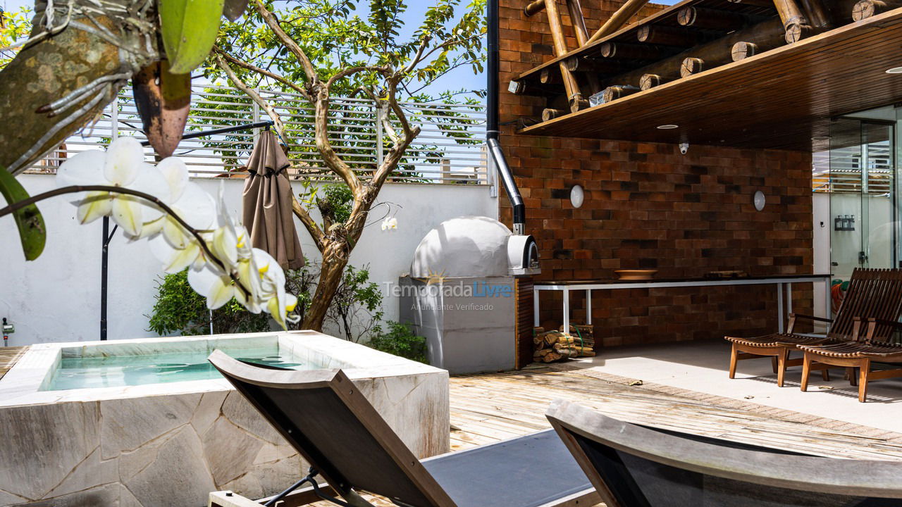 House for vacation rental in Bombinhas (Mariscal)