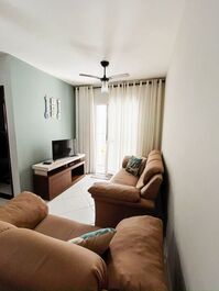 Apartamento en Toninhas, a 120m del mar ¡Wi-Fi, Netflix y comodidad!