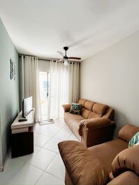 Apartamento en Toninhas, a 120m del mar ¡Wi-Fi, Netflix y comodidad!