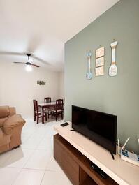 Apartamento en Toninhas, a 120m del mar ¡Wi-Fi, Netflix y comodidad!
