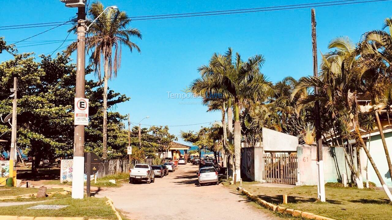 Apartamento para alquiler de vacaciones em Ubatuba (Praia das Toninhas)