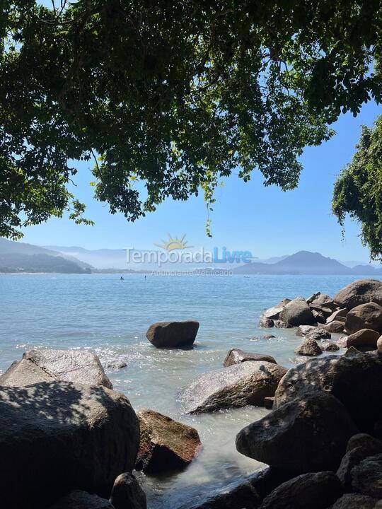 Apartamento para alquiler de vacaciones em Ubatuba (Praia das Toninhas)