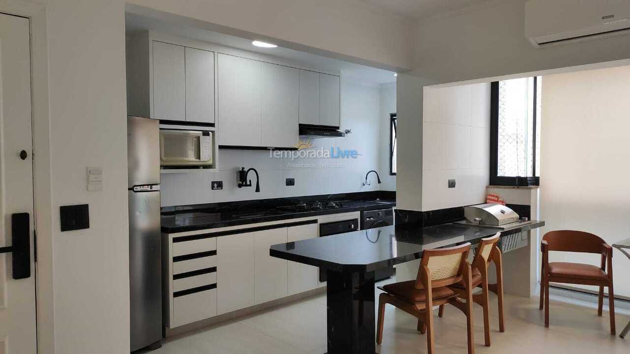 Apartment for vacation rental in Guarujá (Pitangueiras)