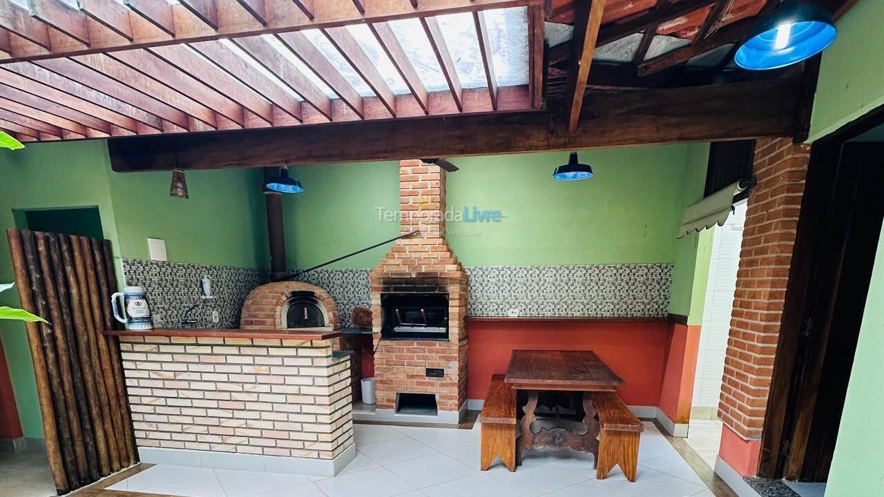 House for vacation rental in São Sebastião (Praia da Baleia)
