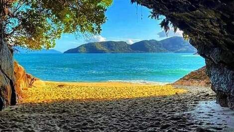 Gruta que chora, atração turistica de ubatuba