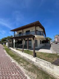 3 BEDROOM HOUSE FRONT TO THE SEA ON BOMBAS BEACH