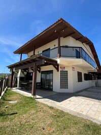 3 BEDROOM HOUSE FRONT TO THE SEA ON BOMBAS BEACH