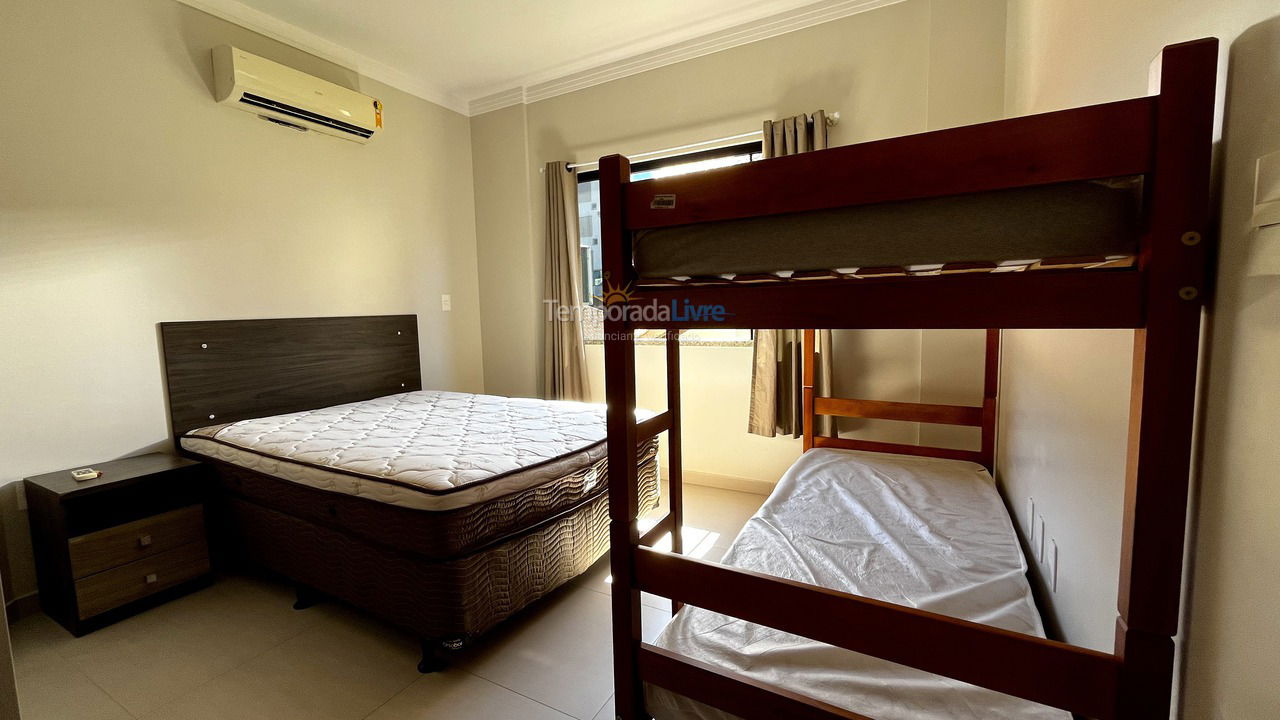 Apartment for vacation rental in Bombinhas (Praia de Bombas)