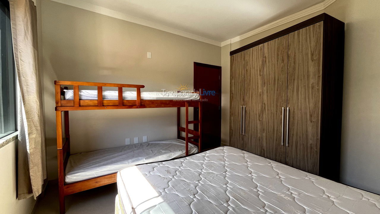Apartment for vacation rental in Bombinhas (Praia de Bombas)