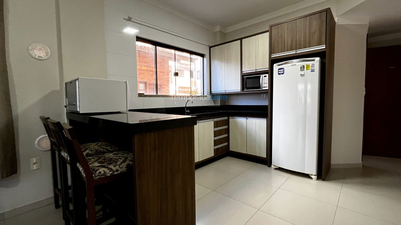 Apartment for vacation rental in Bombinhas (Praia de Bombas)