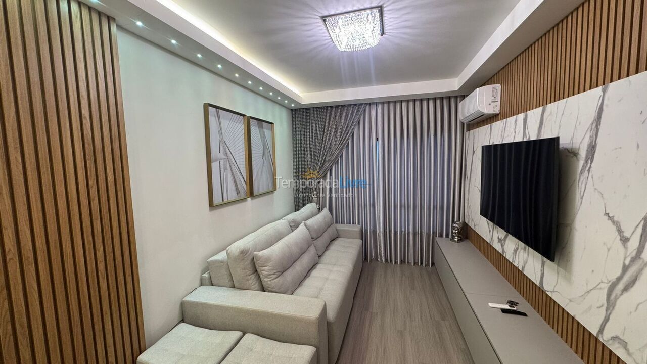 Apartamento para aluguel de temporada em Itapema (Meia Praia)