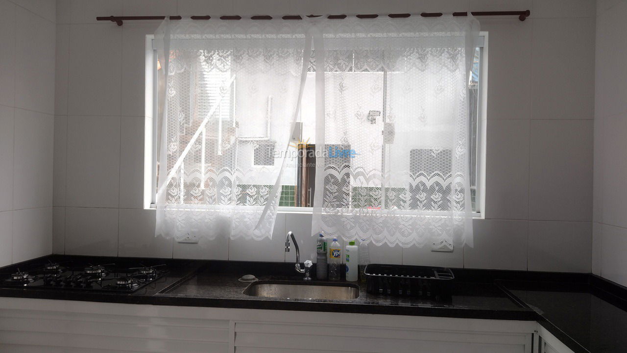 Casa para aluguel de temporada em Ubatuba (Lagoinha)