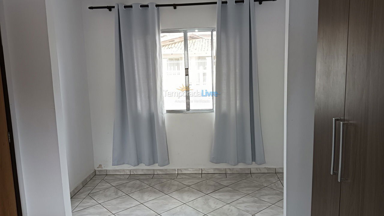 Casa para aluguel de temporada em Barra Velha (Tabuleiro)