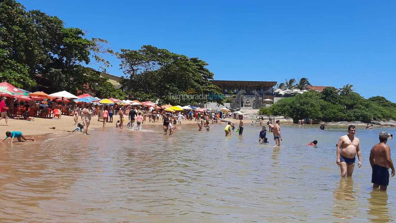 Apartamento para aluguel de temporada em Guarapari (Praia do Morro)
