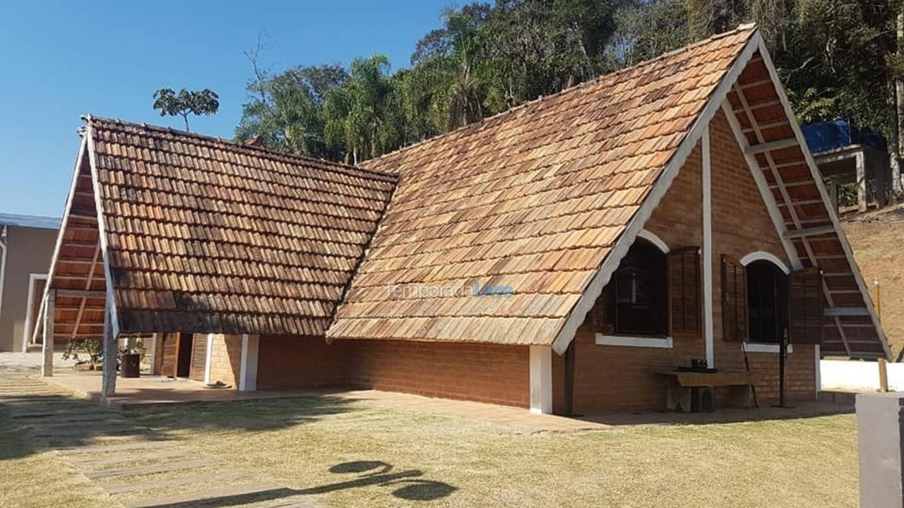 Chácara / sítio para aluguel de temporada em Biritiba Mirim (Rio Acima)