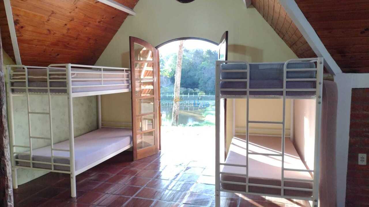Chácara / sítio para aluguel de temporada em Biritiba Mirim (Rio Acima)